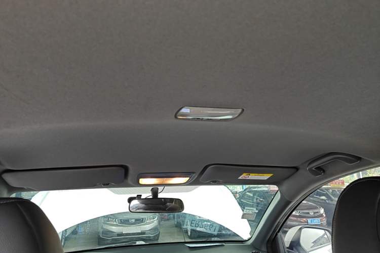 Used Honda XR-V 2017 1.5L LXi CVT Classic Edition Headliner