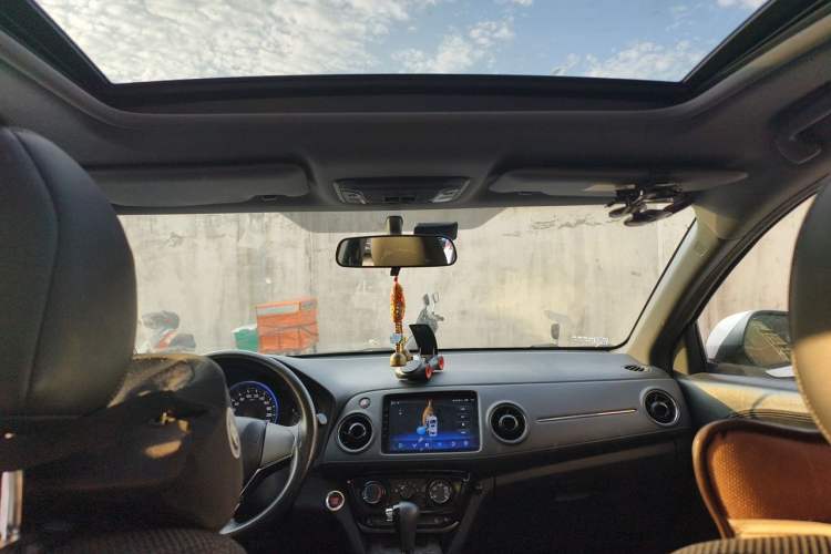Used Honda XR-V 2017 1.8L EXi CVT Comfort Version Headliner