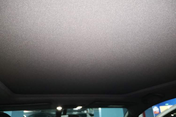 Used Honda XR-V 2017 1.8L EXi CVT Comfort Version Headliner