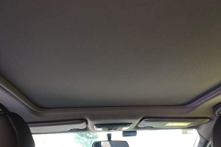Used Honda XR-V 2017 1.8L EXi Manual Comfort Edition Headliner