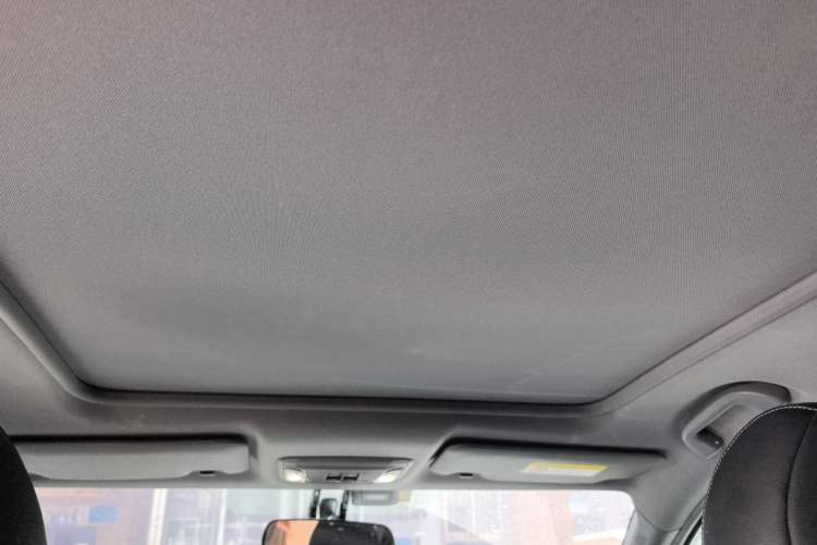 Used Honda XR-V 2017 1.8L EXi CVT Comfort Version Headliner