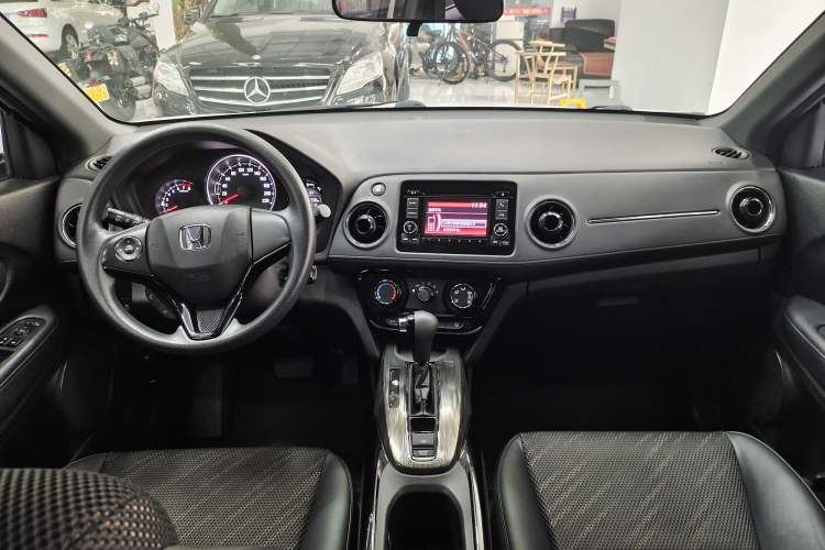 Used Honda XR-V 2017 1.5L LXi CVT Classic Edition Interior 1