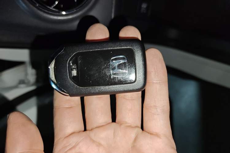 Used Honda XR-V 2017 1.8L EXi CVT Comfort Version Interior 1