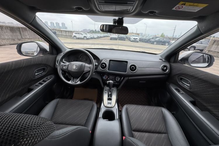 Used Honda XR-V 2017 1.5L LXi CVT Classic Edition Interior 1