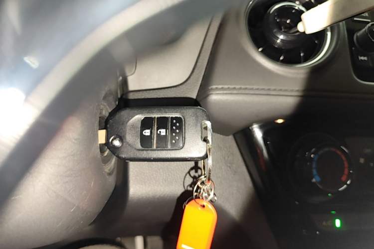 Used Honda XR-V 2017 1.5L LXi CVT Classic Edition Interior 1