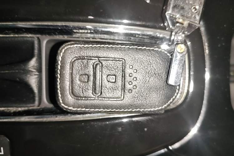 Used Honda XR-V 2017 1.8L EXi CVT Comfort Version Interior 1