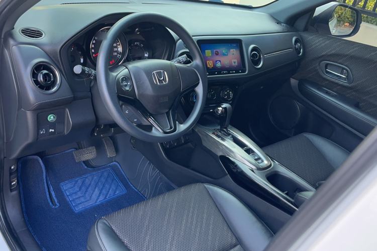 Used Honda XR-V 2017 1.5L LXi CVT Classic Edition Interior 2
