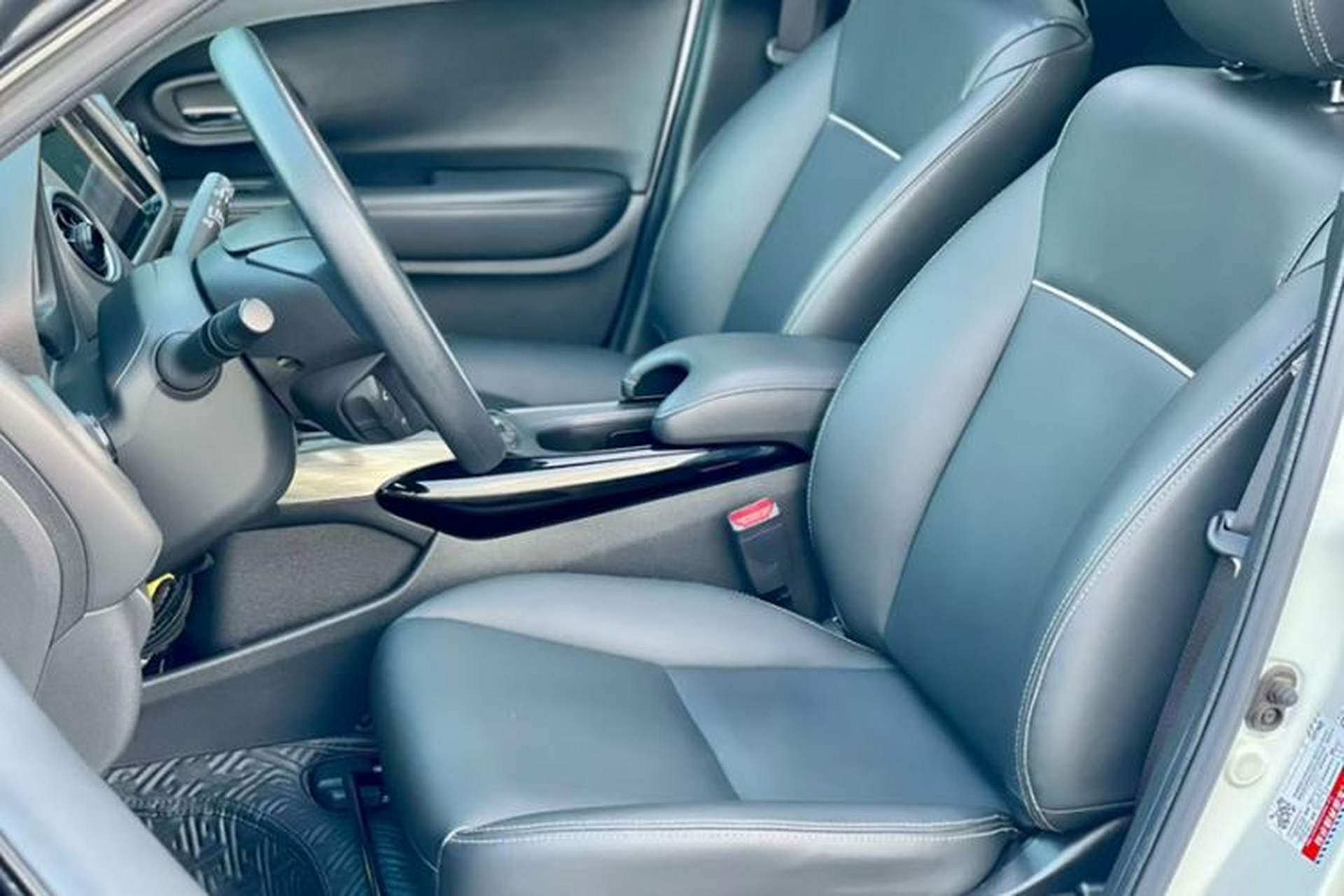 Used Honda XR-V 2017 1.8L EXi CVT Comfort Version Interior 2