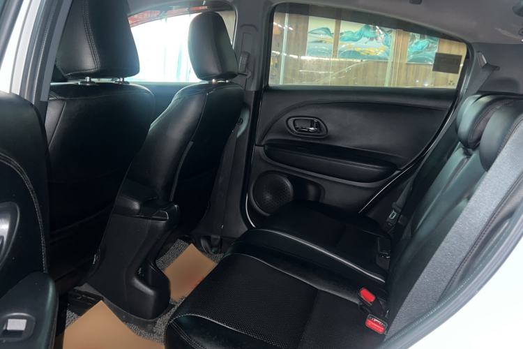 Used Honda XR-V 2017 1.5L LXi CVT Classic Edition Interior 2