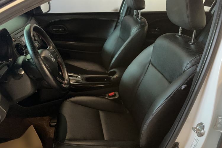 Used Honda XR-V 2017 1.8L EXi CVT Comfort Version Interior 2
