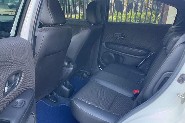 Used Honda XR-V 2017 1.5L LXi CVT Classic Edition Interior 3