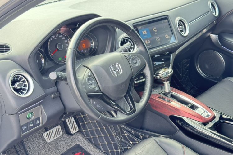 Used Honda XR-V 2017 1.8L VTi CVT Luxury Edition Interior 3