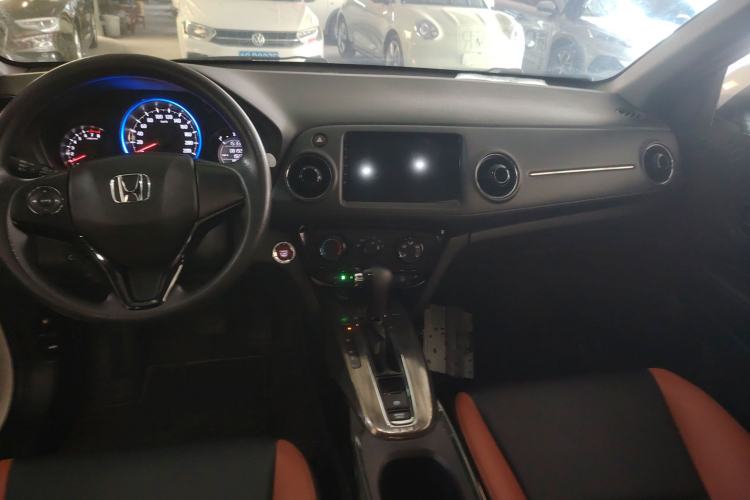 Used Honda XR-V 2017 1.8L EXi CVT Comfort Version Interior 3