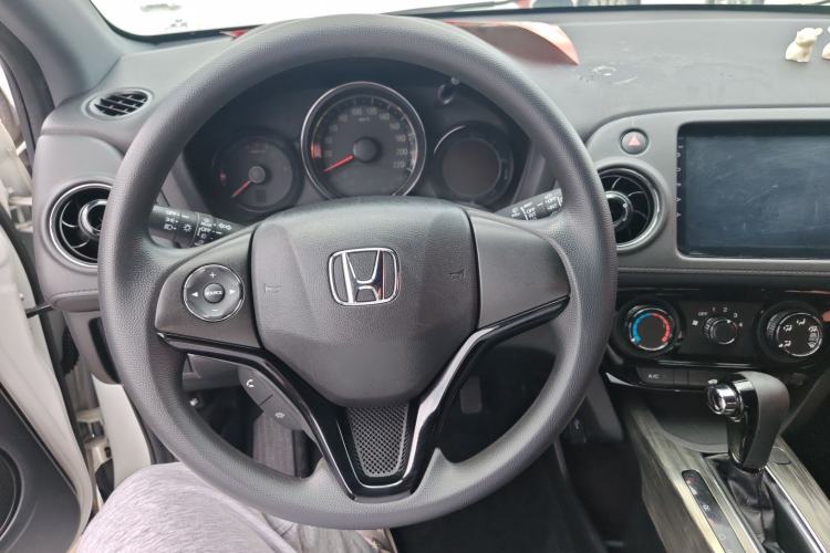 Used Honda XR-V 2017 1.5L LXi CVT Classic Edition Interior 3