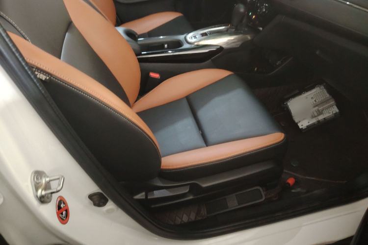 Used Honda XR-V 2017 1.8L EXi CVT Comfort Version Interior 4