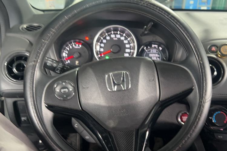 Used Honda XR-V 2017 1.8L EXi CVT Comfort Version Interior 4