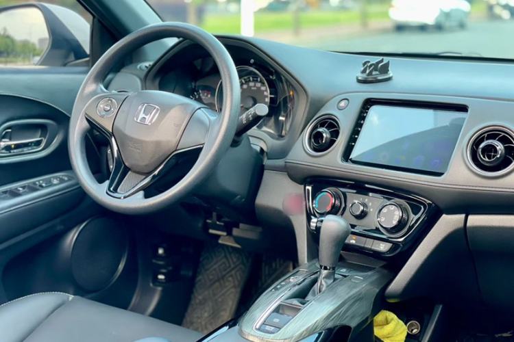 Used Honda XR-V 2017 1.8L EXi CVT Comfort Version Interior 4