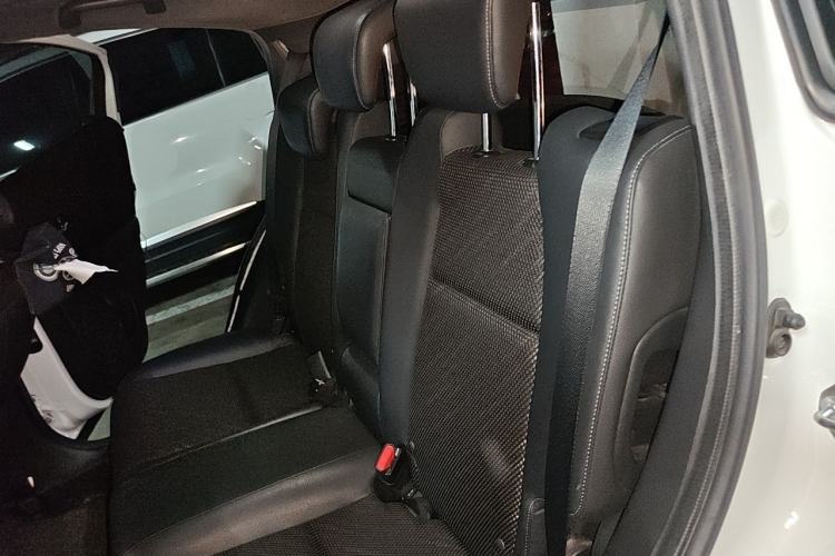 Used Honda XR-V 2017 1.8L EXi CVT Comfort Version Interior 4