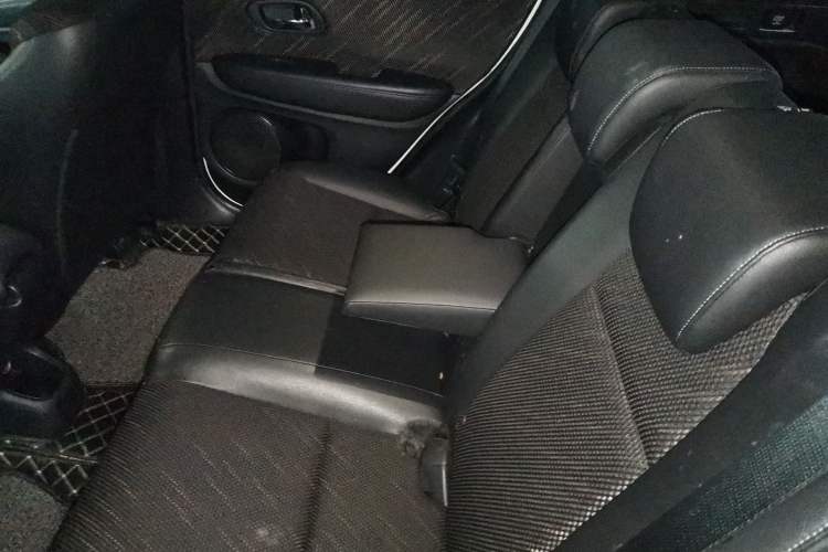 Used Honda XR-V 2017 1.8L EXi CVT Comfort Version Interior 4