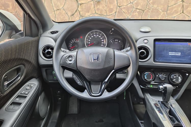 Used Honda XR-V 2017 1.5L LXi CVT Classic Edition Interior 6