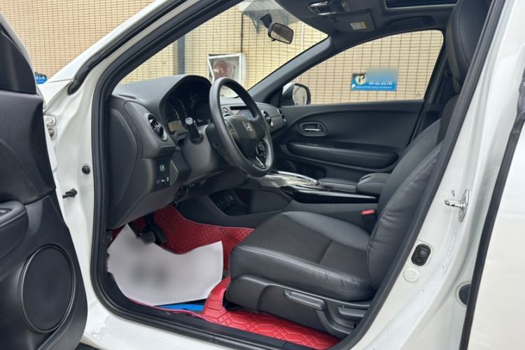 Used Honda XR-V 2017 1.8L EXi CVT Comfort Version Interior 9