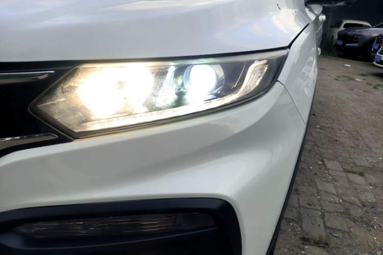 Used Honda XR-V 2017 1.8L EXi CVT Comfort Version Left Front Headlight
