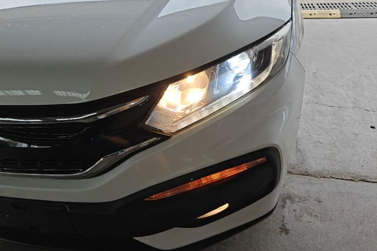 Used Honda XR-V 2017 1.5L LXi CVT Classic Edition Left Front Headlight