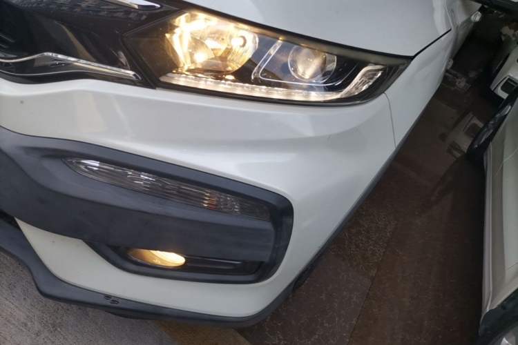 Used Honda XR-V 2017 1.5L LXi CVT Classic Edition Left Front Headlight