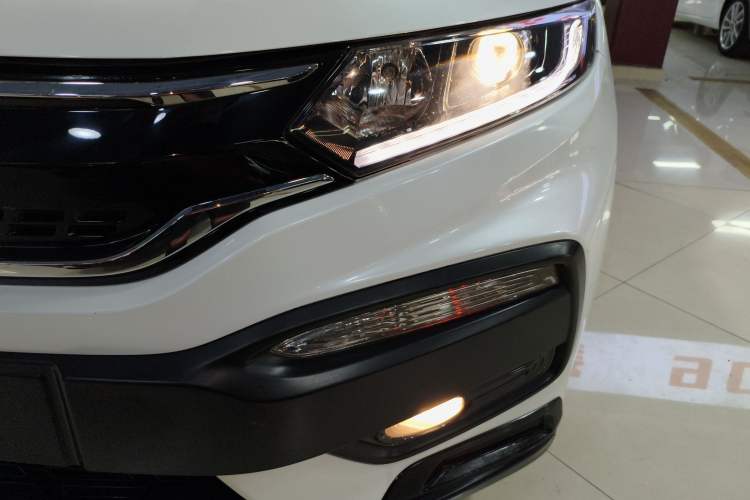 Used Honda XR-V 2017 1.8L EXi CVT Comfort Version Left Front Headlight