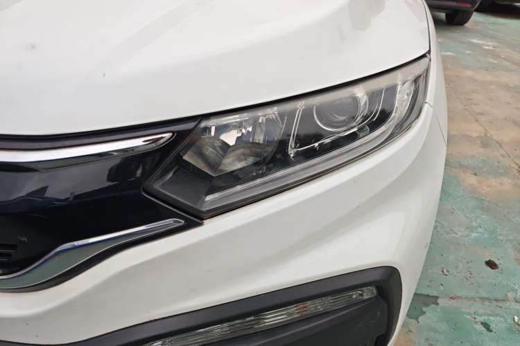 Used Honda XR-V 2017 1.8L EXi Manual Comfort Edition Left Front Headlight