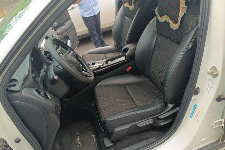 Used Honda XR-V 2017 1.8L EXi CVT Comfort Version Left Front Seat