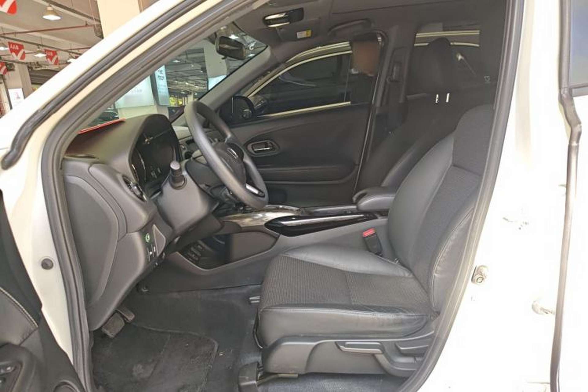 Used Honda XR-V 2017 1.8L EXi CVT Comfort Version Left Front Seat