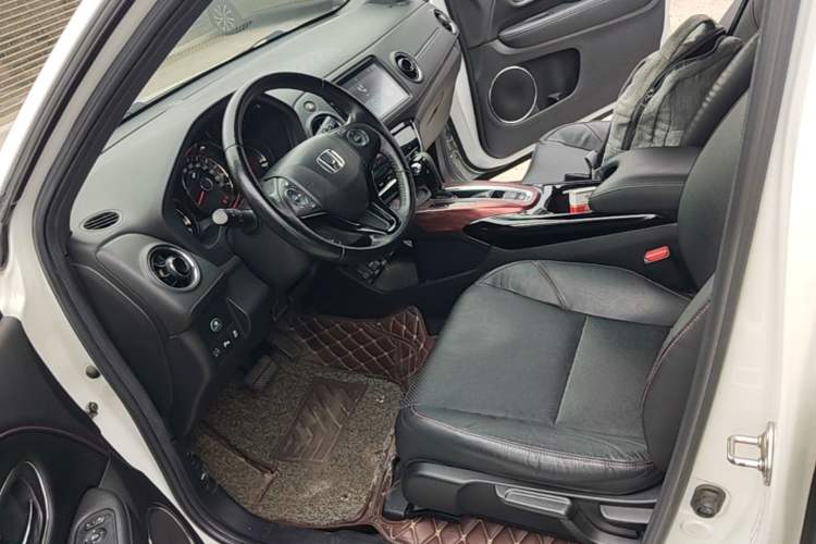 Used Honda XR-V 2017 1.8L VTi CVT Luxury Edition Left Front Seat