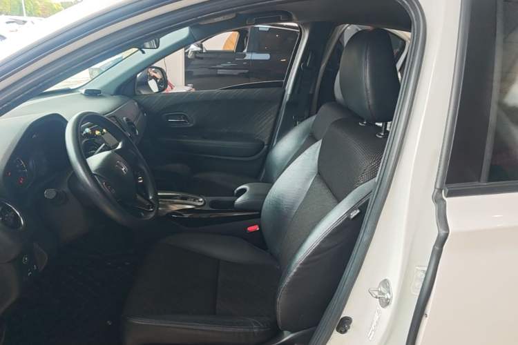 Used Honda XR-V 2017 1.5L LXi CVT Classic Edition Left Front Seat
