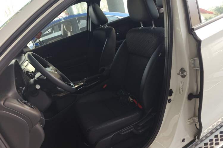 Used Honda XR-V 2017 1.8L EXi CVT Comfort Version Left Front Seat