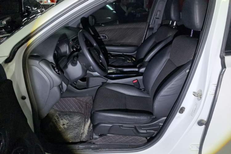 Used Honda XR-V 2017 1.8L EXi CVT Comfort Version Left Front Seat