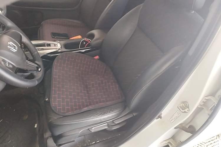 Used Honda XR-V 2017 1.5L LXi CVT Classic Edition Left Front Seat