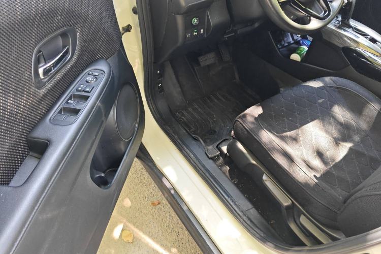Used Honda XR-V 2017 1.8L EXi CVT Comfort Version Left Front Seat