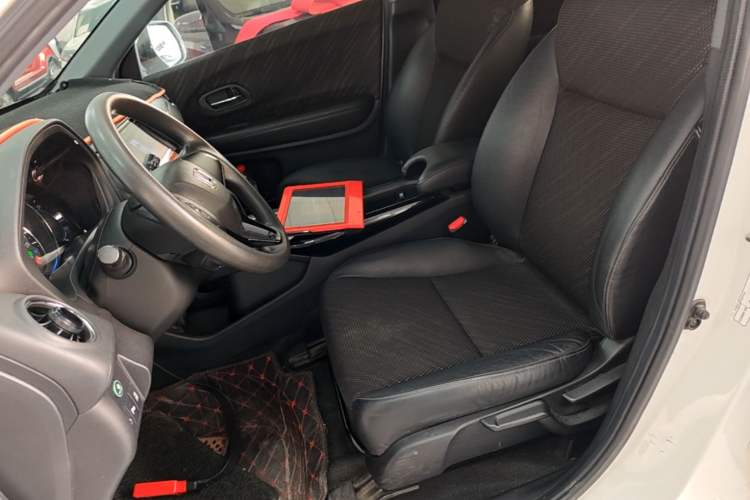 Used Honda XR-V 2017 1.5L LXi CVT Classic Edition Left Front Seat