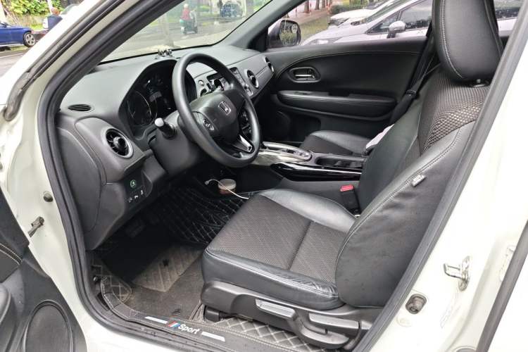 Used Honda XR-V 2017 1.8L EXi CVT Comfort Version Left Front Seat