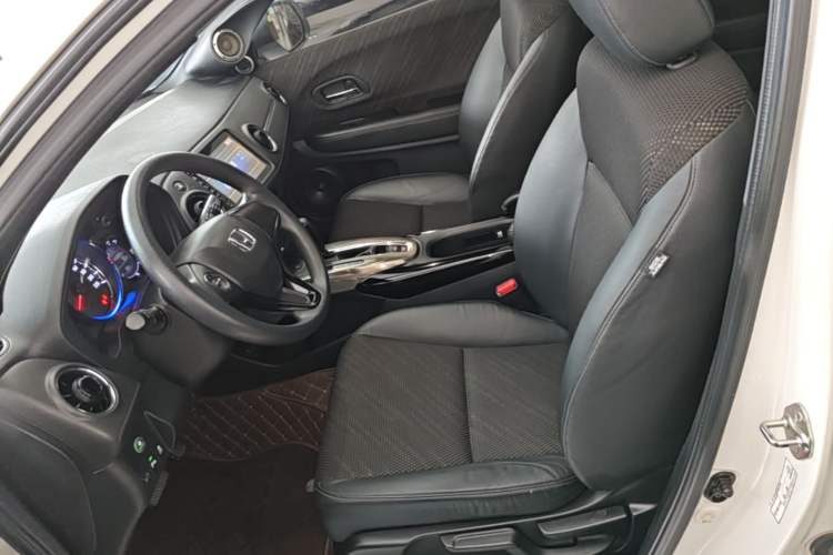 Used Honda XR-V 2017 1.8L EXi CVT Comfort Version Left Front Seat