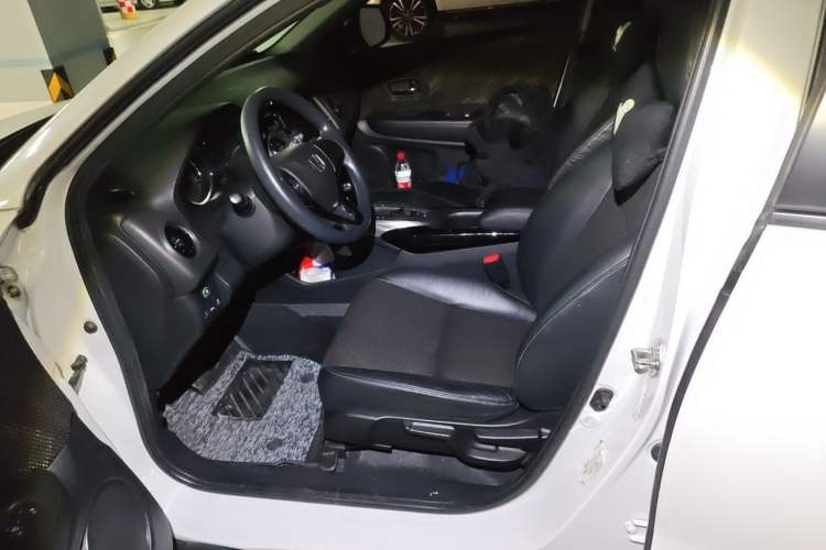 Used Honda XR-V 2017 1.5L LXi CVT Classic Edition Left Front Seat