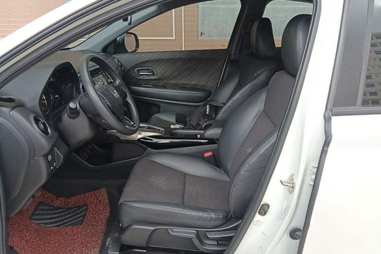 Used Honda XR-V 2017 1.5L LXi CVT Classic Edition Left Front Seat