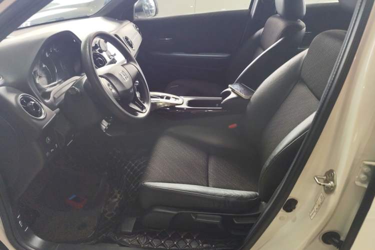 Used Honda XR-V 2017 1.8L EXi CVT Comfort Version Left Front Seat