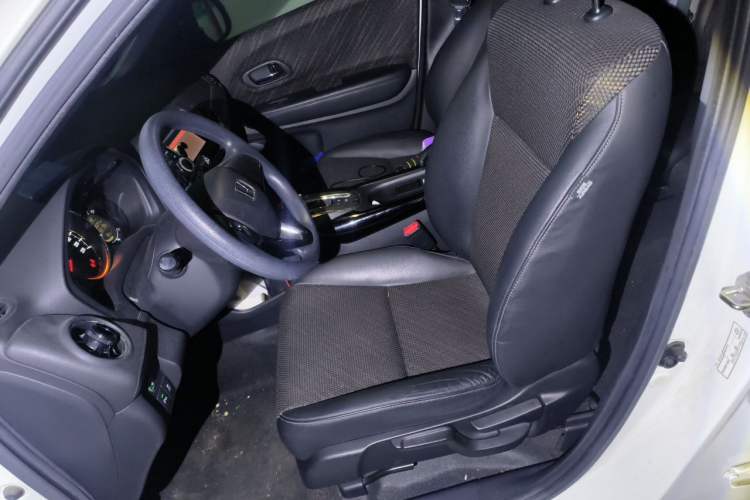 Used Honda XR-V 2017 1.8L EXi CVT Comfort Version Left Front Seat