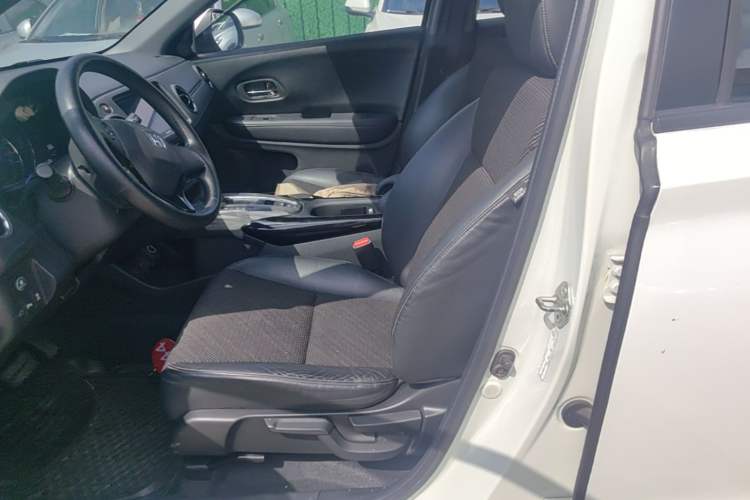 Used Honda XR-V 2017 1.8L EXi CVT Comfort Version Left Front Seat