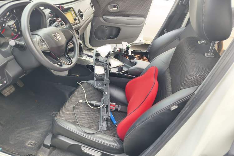 Used Honda XR-V 2017 1.8L EXi CVT Comfort Version Left Front Seat