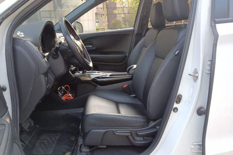 Used Honda XR-V 2017 1.8L EXi CVT Comfort Version Left Front Seat