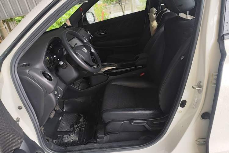 Used Honda XR-V 2017 1.5L LXi CVT Classic Edition Left Front Seat