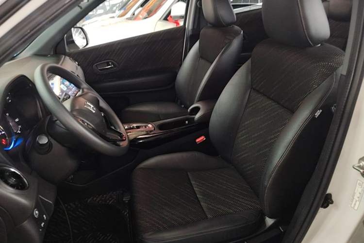 Used Honda XR-V 2017 1.8L EXi CVT Comfort Version Left Front Seat